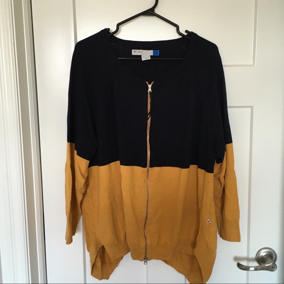Adidas sweater